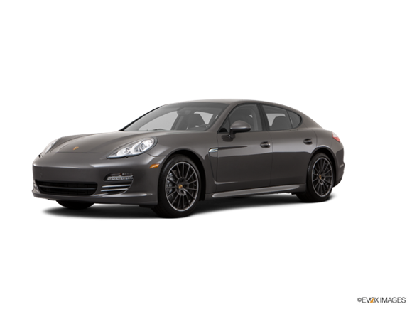 2013 Porsche Panamera 4 Platinum Edition Gran Turismo  Photo