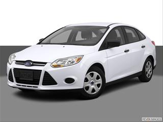 2012 Ford Focus 4-door SEL  Sedan Front angle medium view photo