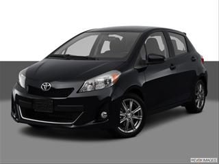 2012 Toyota Yaris 4-door SE  Hatchback Sedan Front angle medium view photo