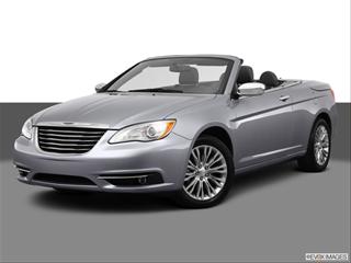 2013 Chrysler 200 2-door S  Convertible Front angle medium view photo