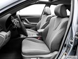  Front seats from Drivers Side photo