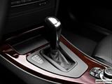  Gear shifter/center console photo