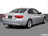  Rear 3/4 angle view photo