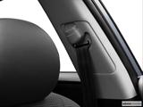  Adjustable shoulder belt. Front passenger perspective photo