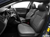 Front seats from Drivers Side photo