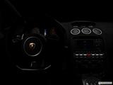  Centered wide dash shot photo