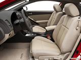  Front seats from Drivers Side photo