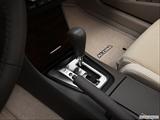  Gear shifter/center console photo