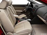 Passenger seat photo