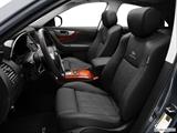  Front seats from Drivers Side photo