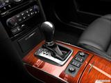  Gear shifter/center console photo