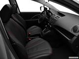  Passenger seat photo