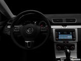  Centered wide dash shot photo