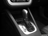  Gear shifter/center console photo