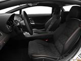  Front seats from Drivers Side photo