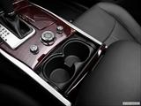  Cup holders photo