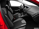  Passenger seat photo