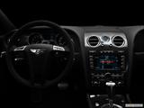  Centered wide dash shot photo