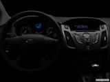  Centered wide dash shot photo