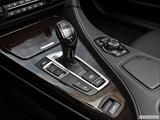  Gear shifter/center console photo