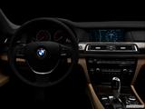  Centered wide dash shot photo