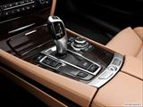  Gear shifter/center console photo