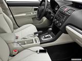 Zune and auxiliary jack photo