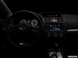  Centered wide dash shot photo