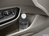  Cup holder prop (tertiary) photo