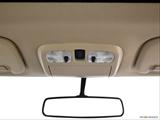  Courtesy lamps/ceiling controls photo