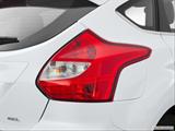  Passenger Side Taillight photo