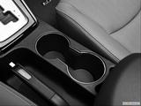 Cup holders photo