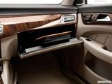  Glove box open photo