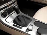  Gear shifter/center console photo