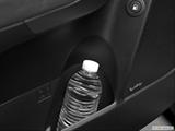  Cup holder prop (tertiary) photo