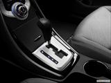  Gear shifter/center console photo