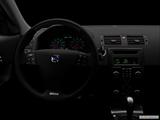  Centered wide dash shot photo