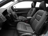  Front seats from Drivers Side photo