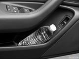  Cup holder prop (tertiary) photo