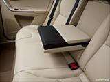  Rear center console with closed lid from driver's side looking down photo