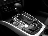  Gear shifter/center console photo