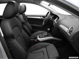  Passenger seat photo