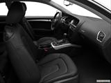  Passenger seat photo