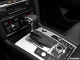  Gear shifter/center console photo