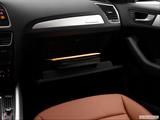  Glove box open photo