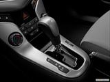  Gear shifter/center console photo