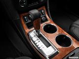  Gear shifter/center console photo