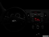  Centered wide dash shot photo