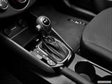  Gear shifter/center console photo