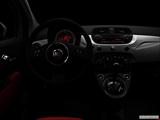  Centered wide dash shot photo